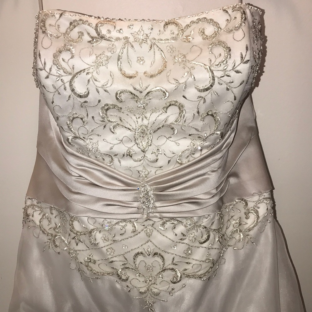 Private Collection Wedding Dress